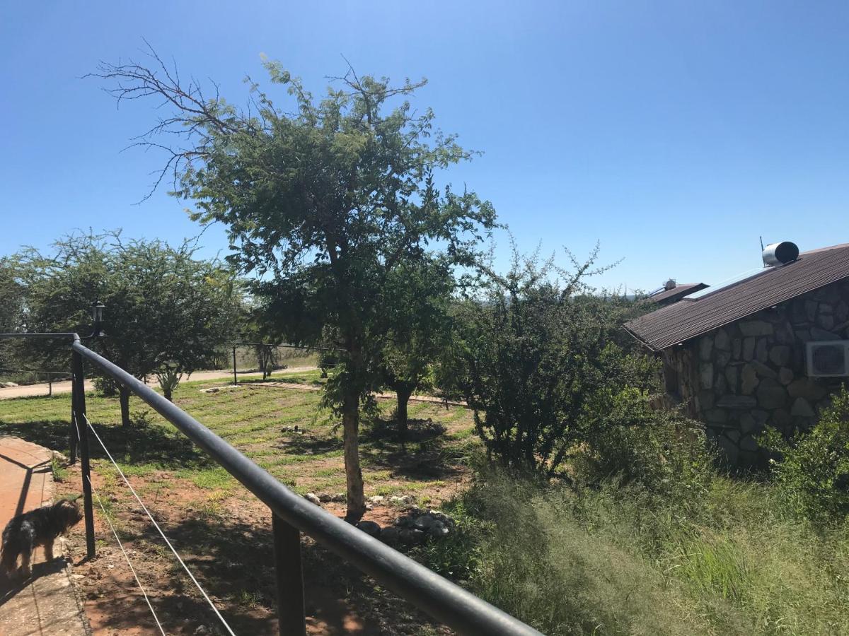 Aloegrove Safari Lodge Otjiwarongo Buitenkant foto