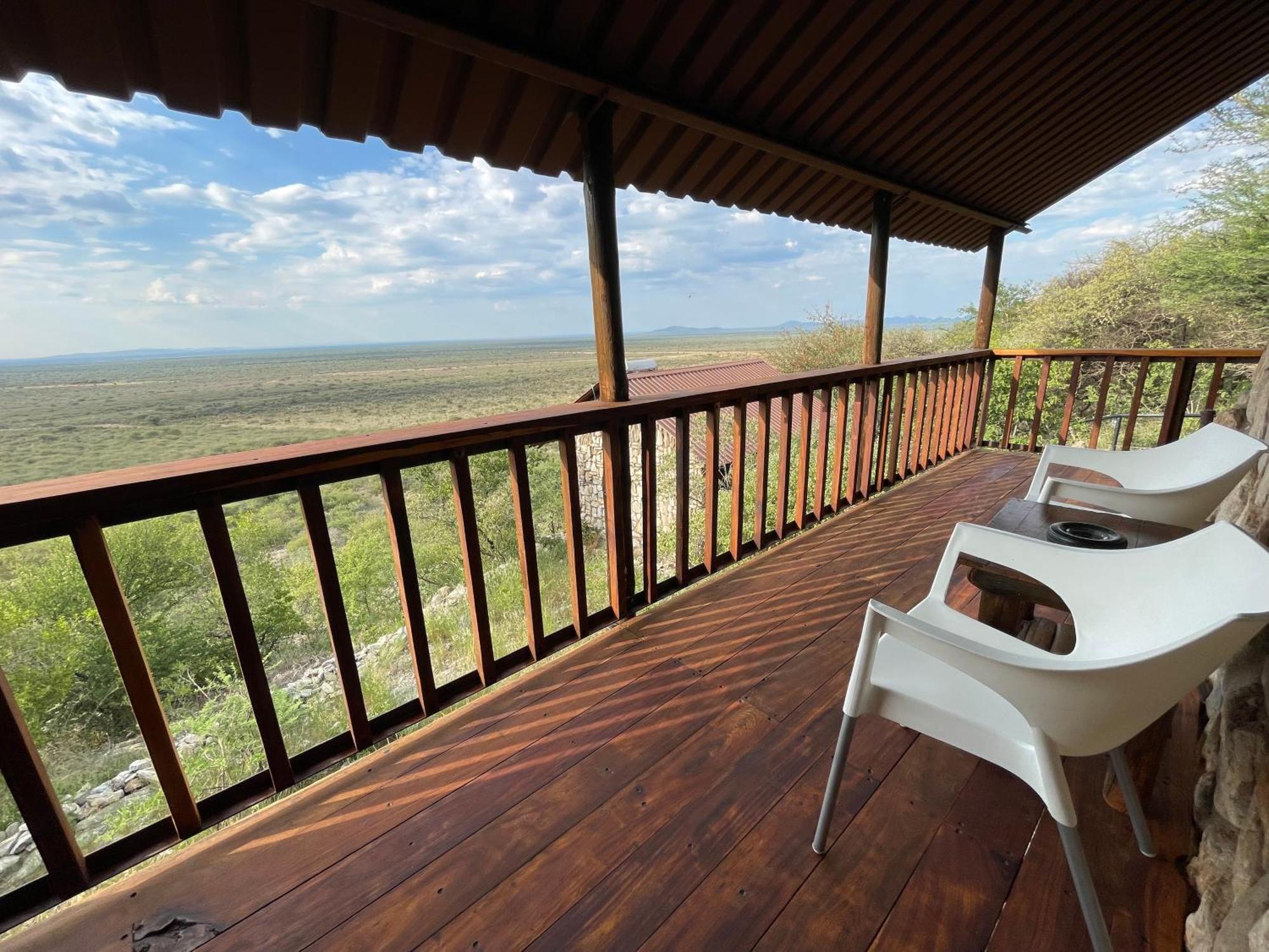 Aloegrove Safari Lodge Otjiwarongo Buitenkant foto